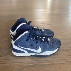 NIke Hyper Guard Up Kid's Sneakers Size 4.5Y